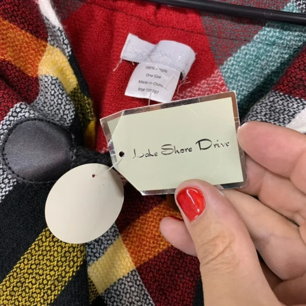 Lake Shore Drive Womens Poncho Toggle Closure Colorful Plaid Fringe Cottage Core - Picture 8 of 16